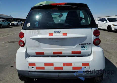 2011 Smart Fortwo Pure z USA, uszkodzony, nr VIN WMEEJ3BA9BK421296